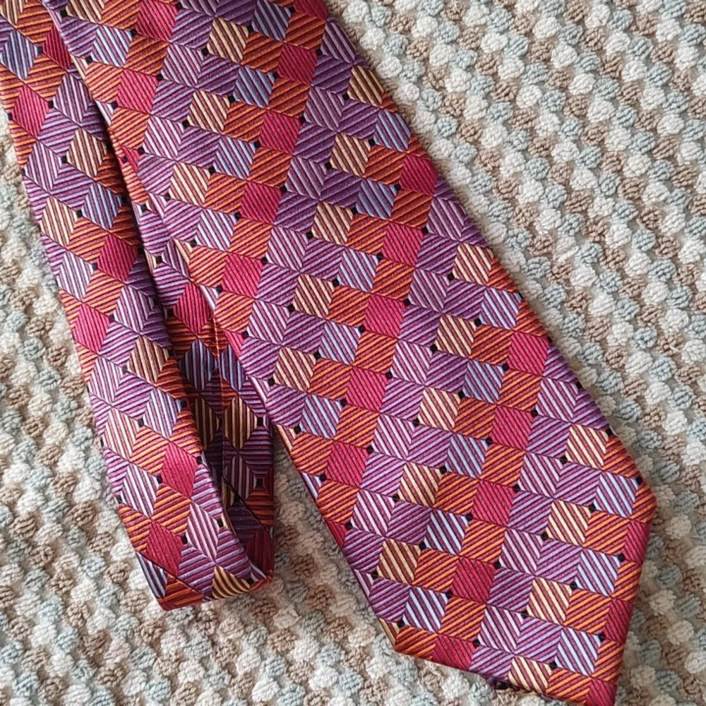 OLEG CASSINI Multi Colored Diamond Shape Design Silk Tie 4